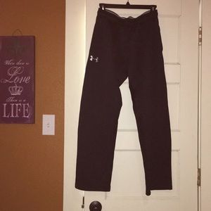 Men’s Sm Under Armour cold gear pants. Black.